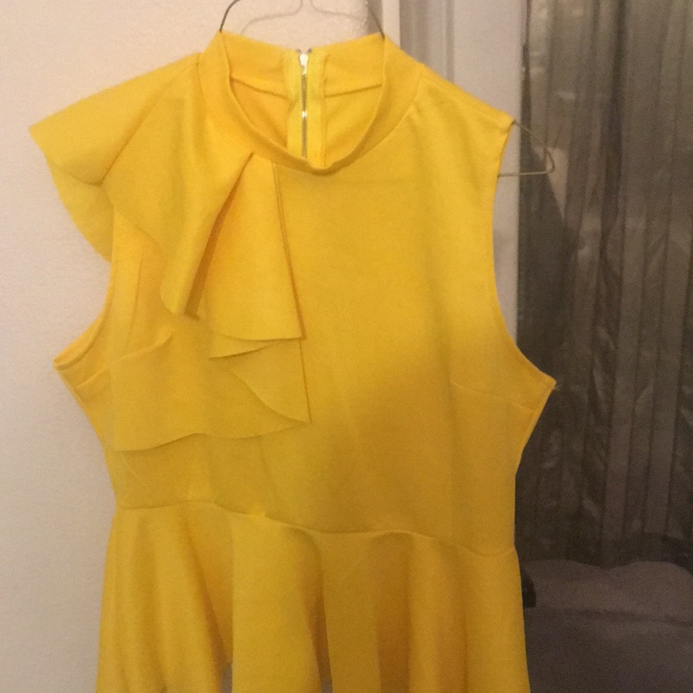 Beautiful yellow blouse